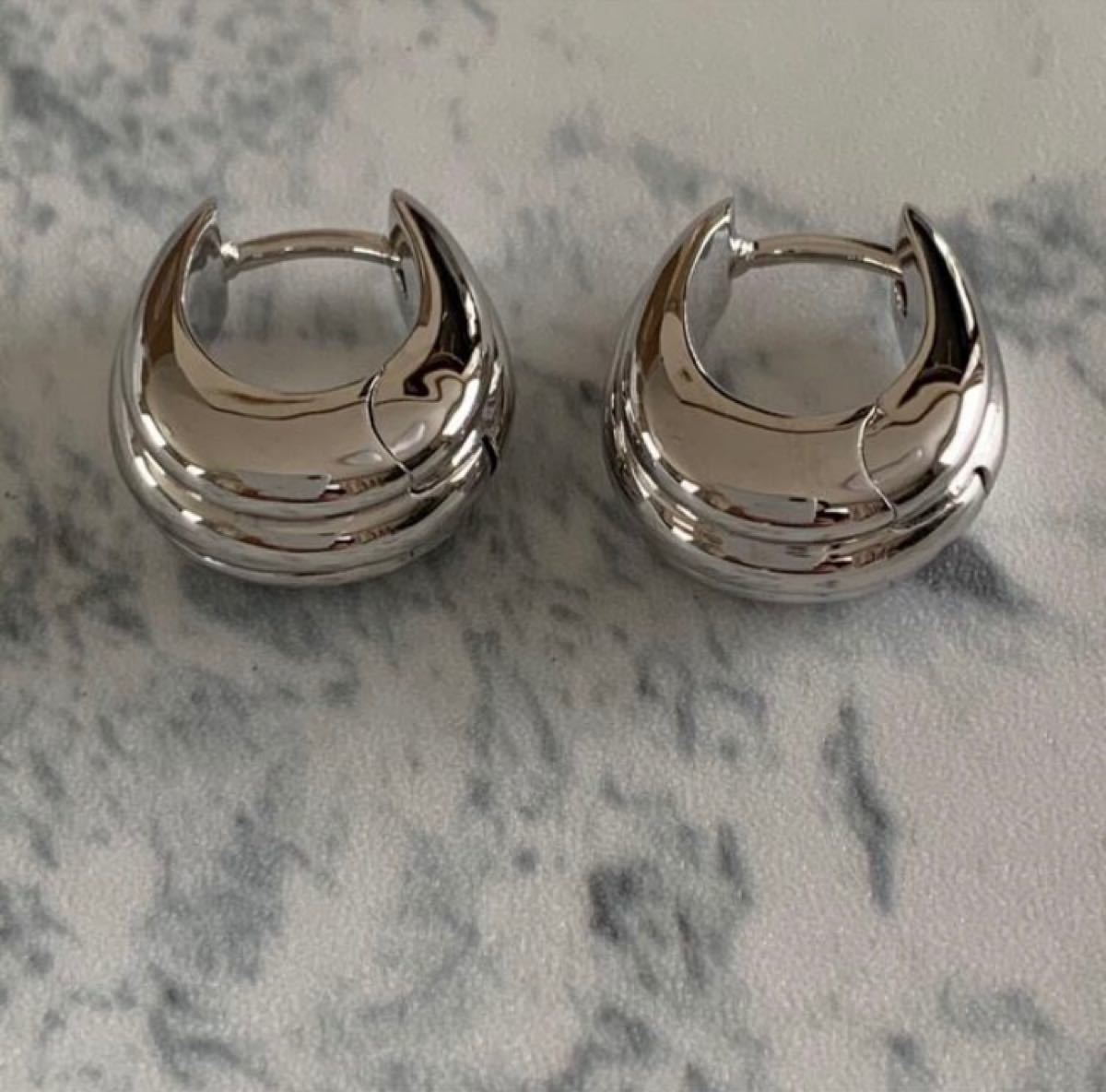 TOMWOOD Ice Hoop Small Line トムウッド アイスフープスモールピアス