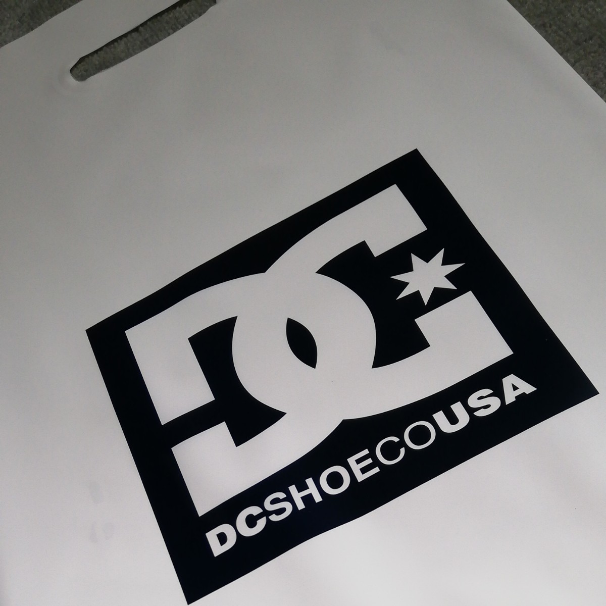 新品未使用正規品本物DC SHOE CO USA限定非売品ホワイトショップ袋片面プリント濃紺ネイビー25枚+5枚合計30枚