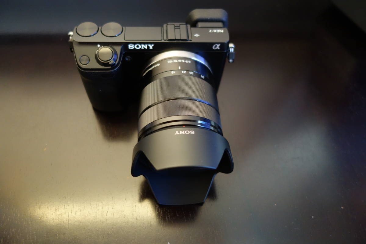 SONY NEX-7 レンズキット + 純正ボディケース/レンズジャケット + 元箱