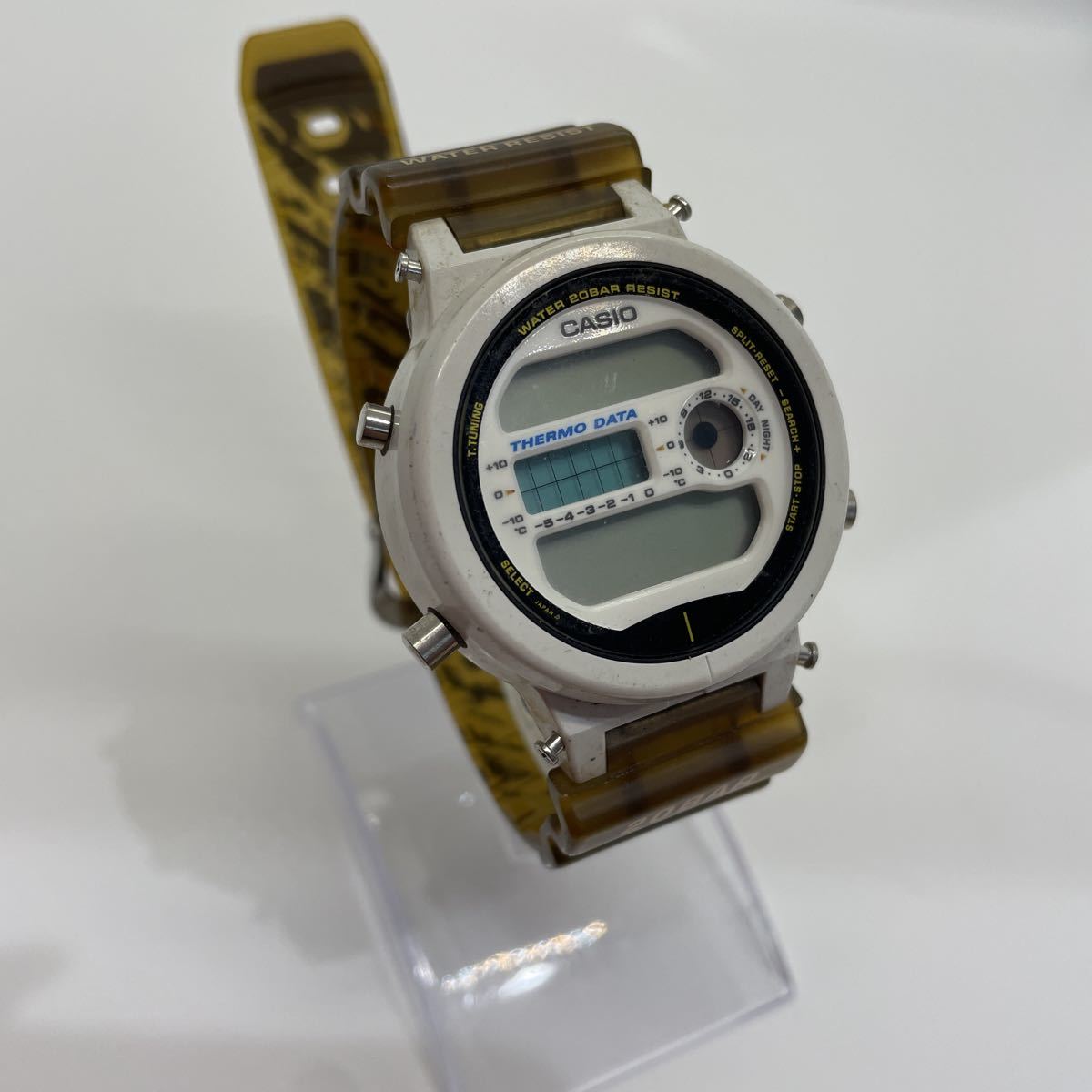 人気急上昇 G-SHOCK ウィンタープレミアム 限定 DW-6100 スケルトン