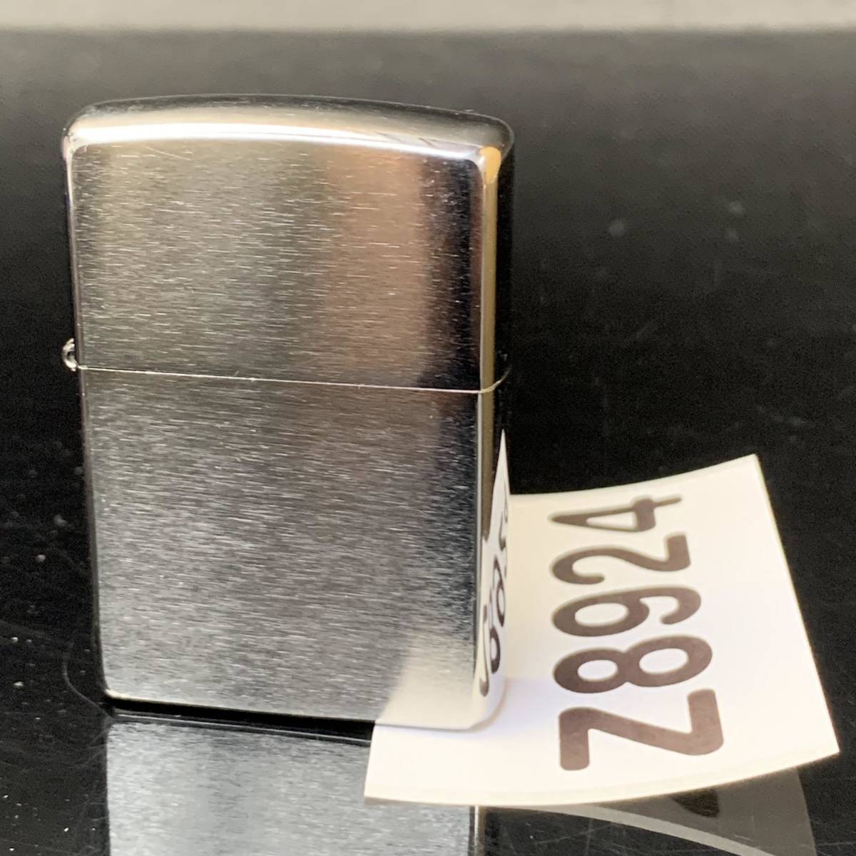 ZIPPO Brushed Chrome オイルライター　ブラッシュ・クローム プレーン　ジッポー　2018年製　Z8924_画像1