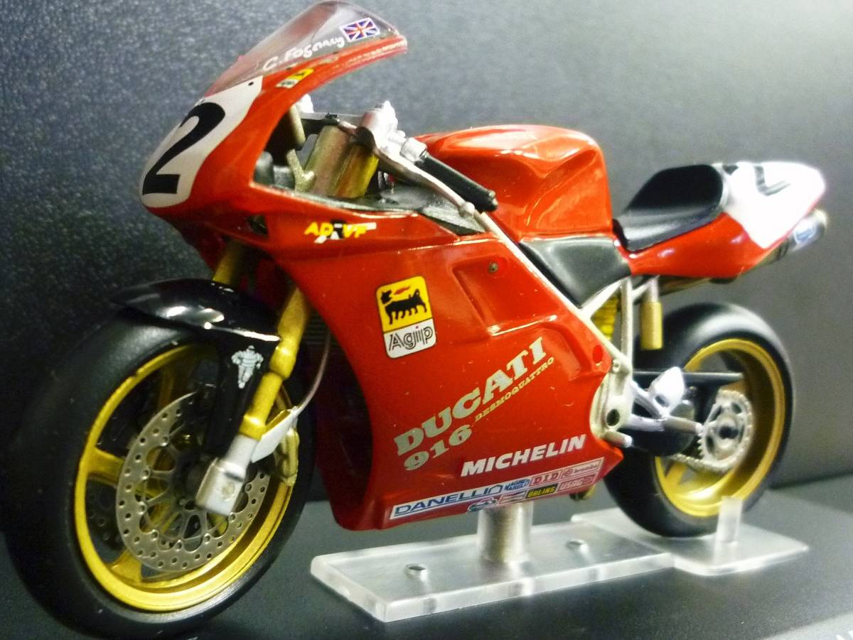 イクソ 1/24 ドゥカティ 916 #2 スーパーバイク Ducati 916 SUPERBIKE ドカティ カールフォガティ 1994 ixo製品の画像3