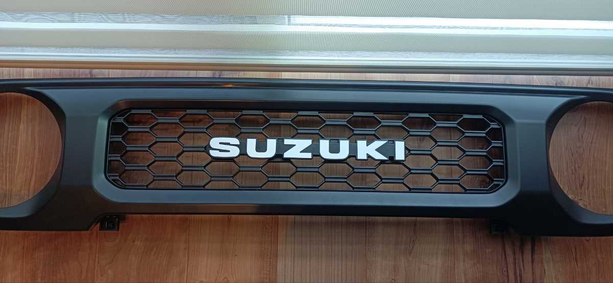 純正SUZUKIエンブレム JB64 JB74 ジムニー ジムニーシエラ フロント