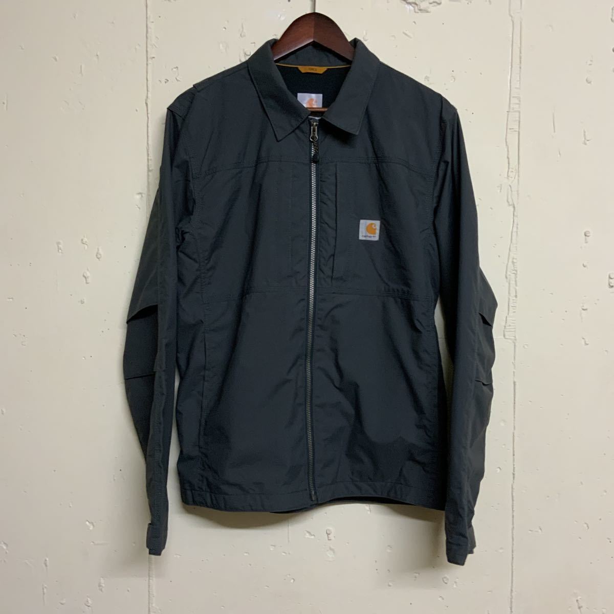 都内で CARHARTT カーハートナイロンジャケットコーチジャケット 古着S