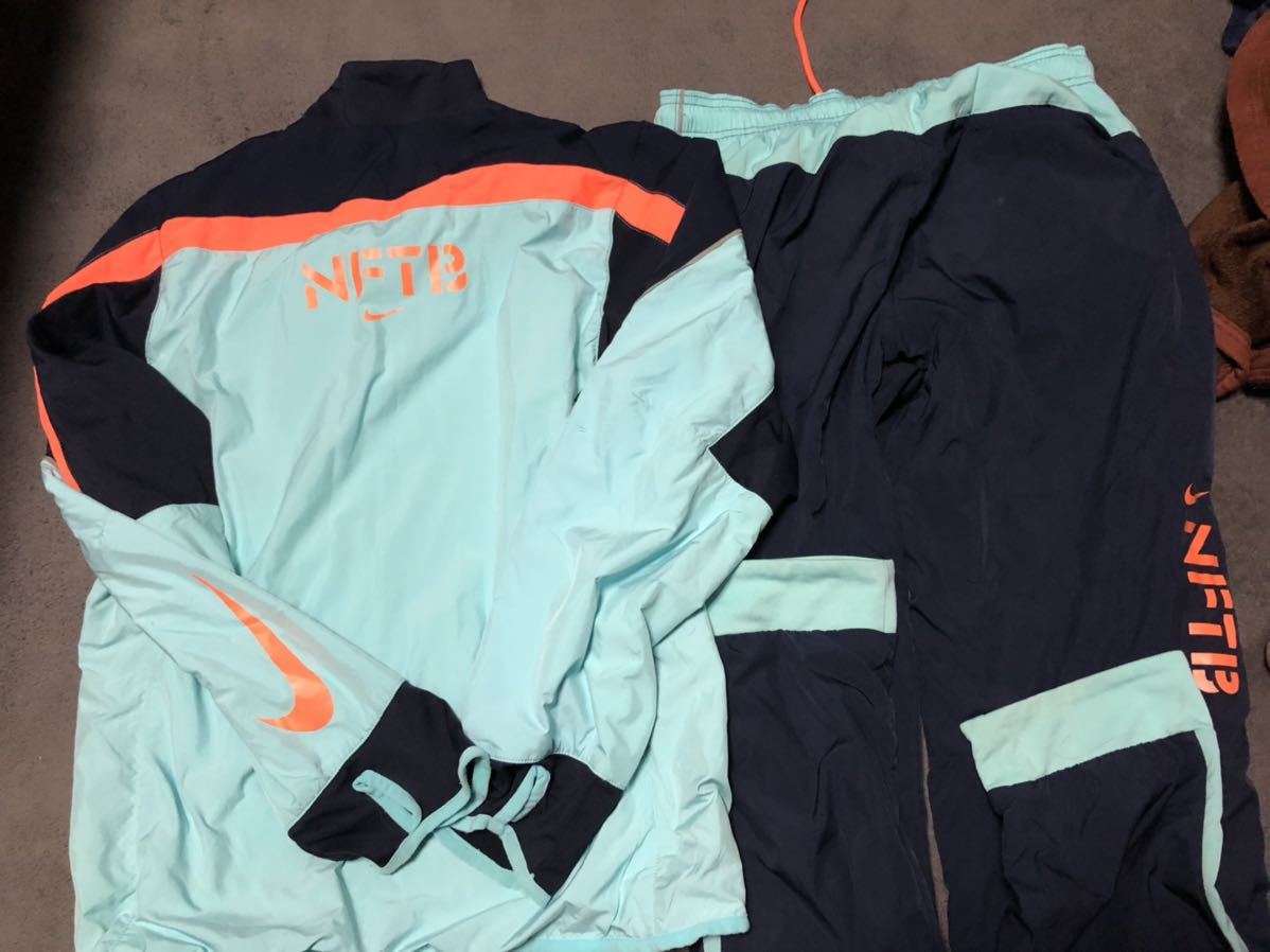 現品限り一斉値下げ! 再値下げ送料520NIKEナイキフットボールNFTB厚手