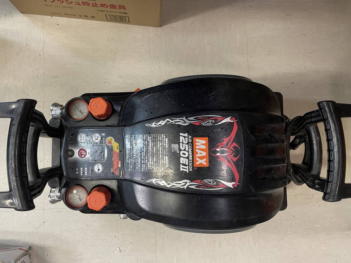 出産祝い 自転車MAX コンプレッサー ジャンク品 AK-HH1250EⅡ 黒 floral-hotel.jp