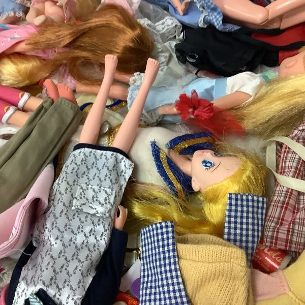 1円〜 訳あり ジャンク Barbie バービー 等 着せ替え人形 ドレス 赤