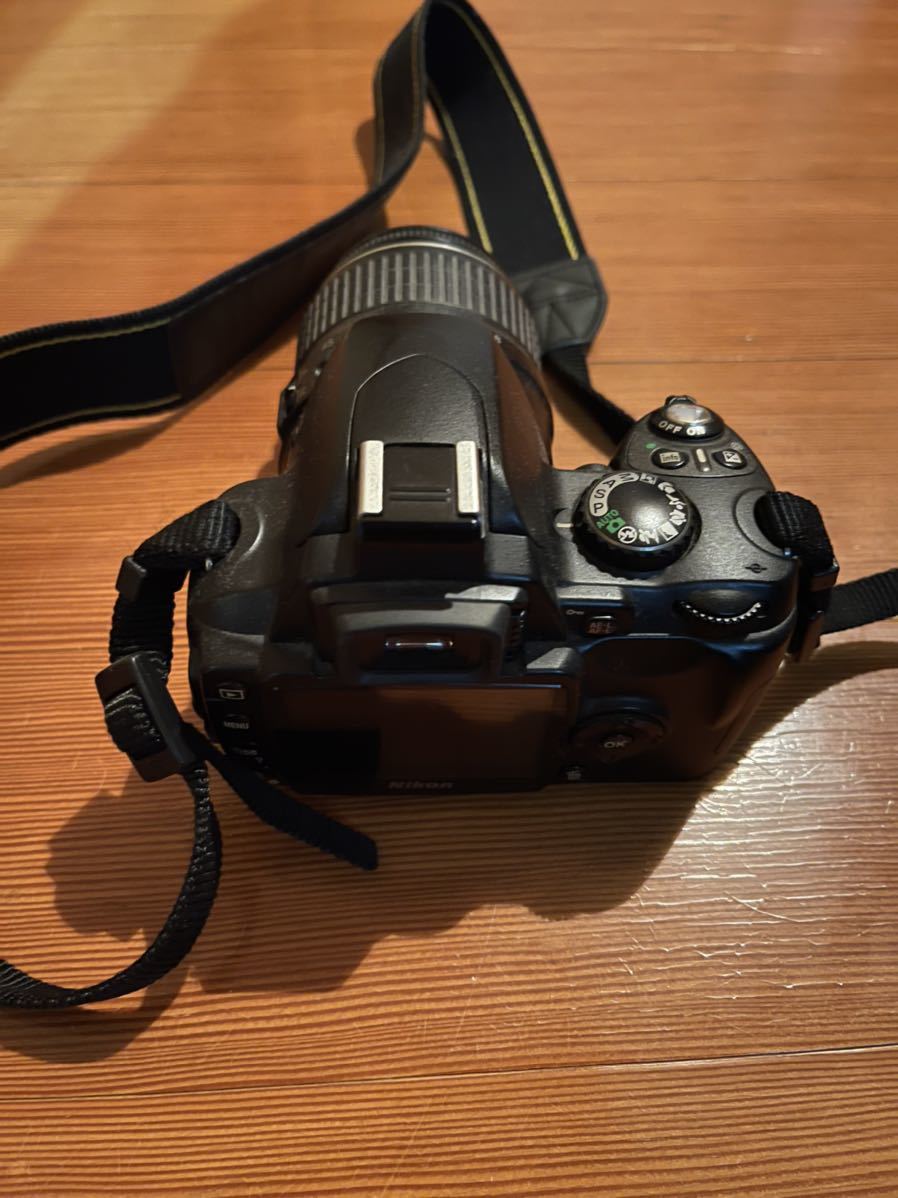 カメラ　Nikon D40 美品 充電器あり_画像3