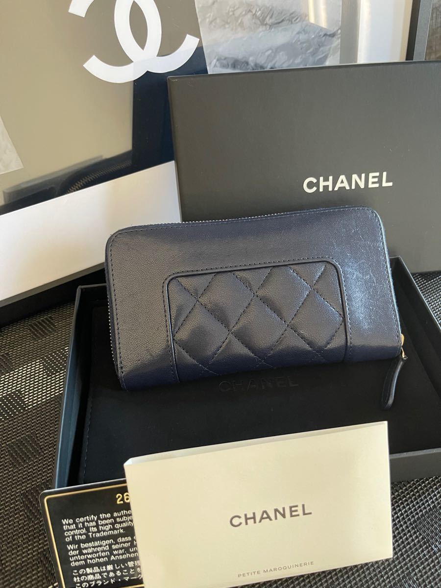 CHANEL シャネル マドモアゼル財布