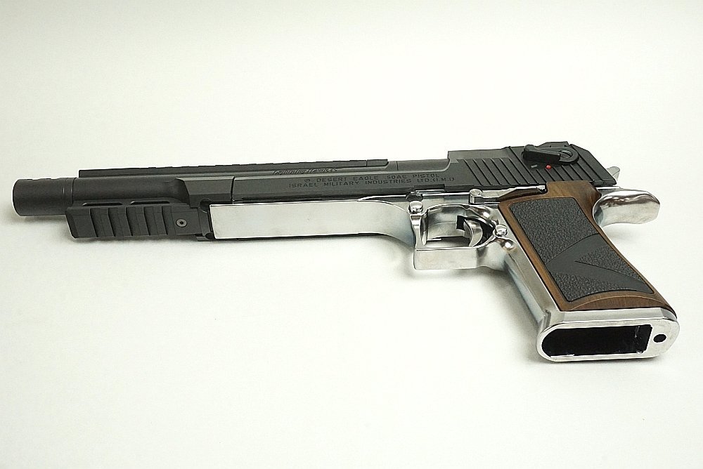 即決/新品未開封】ライトニングホーク .50AE 10インチ マグナポート