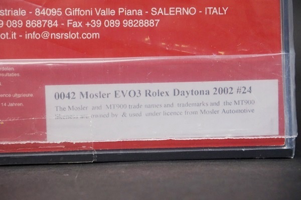 新品 NSR 1/32 モスラー Mosler MT900 R EVO3 IL Daytona 2002 #24 0042IL スロットカー_画像3