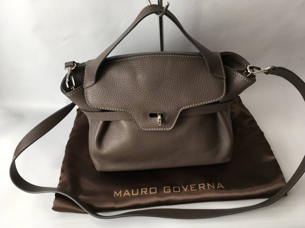 即決 極美品 MAURO GOVERNA マウロゴヴェルナ レザー ショルダー