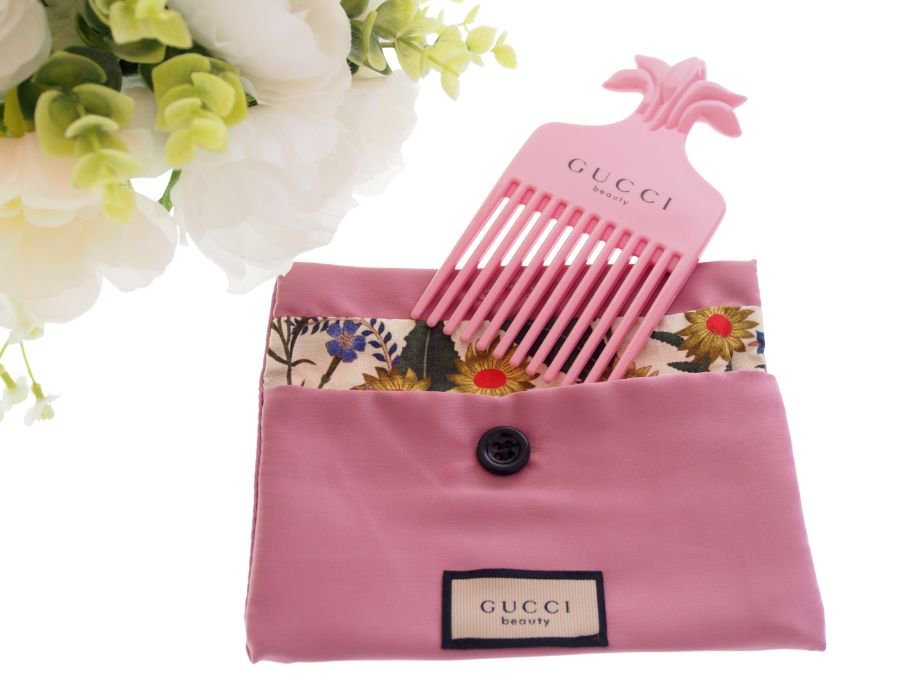 【New 新品】 グッチ GUCCI beauty ノベルティ 櫛 パーマコーム&収納フラットポーチ ボタンフック ポケット花柄裏地 コットン ピンク_画像10