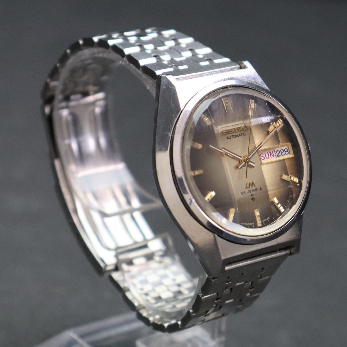 SEIKO LM セイコー ロードマチック 23石 自動巻き 5606-7310 9面カットガラス 茶グラデ文字盤 1975年製造 諏訪 デイデイト  メンズ腕時計