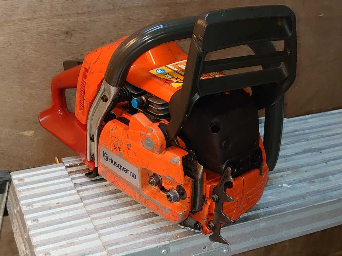 プロ用機種 ハスクバーナ エンジンチェーンソー 357XP 56 5cc 検 プロ用機種 ハスクバーナ エンジンチェーンソー 357XP 56 5cc 検