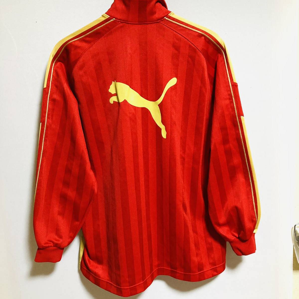 237 送料無料 PUMA プーマ ジャージ 上下セット 160cm 赤 金 237 送料無料 PUMA プーマ ジャージ 上下セット 160cm 赤 金