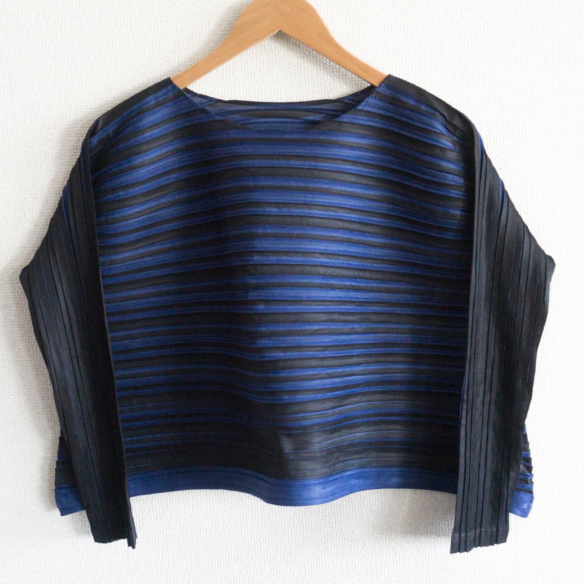 驚きの値段】 【極美品】 PLEATS 2205239 MIYAKE ISSEY プリーツ