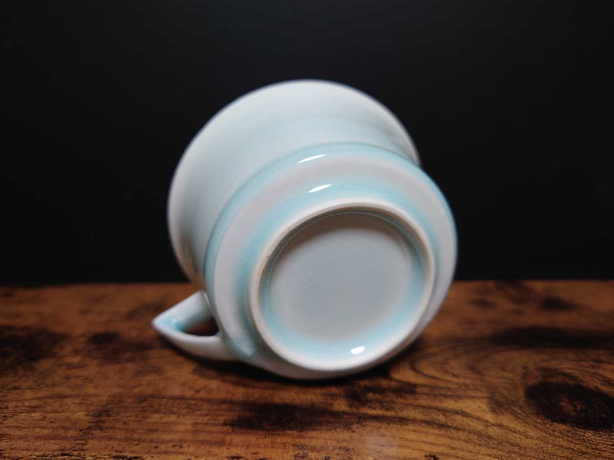 [ Kubota thickness .] blue white porcelain . plate also box also cloth cup and saucer ②
