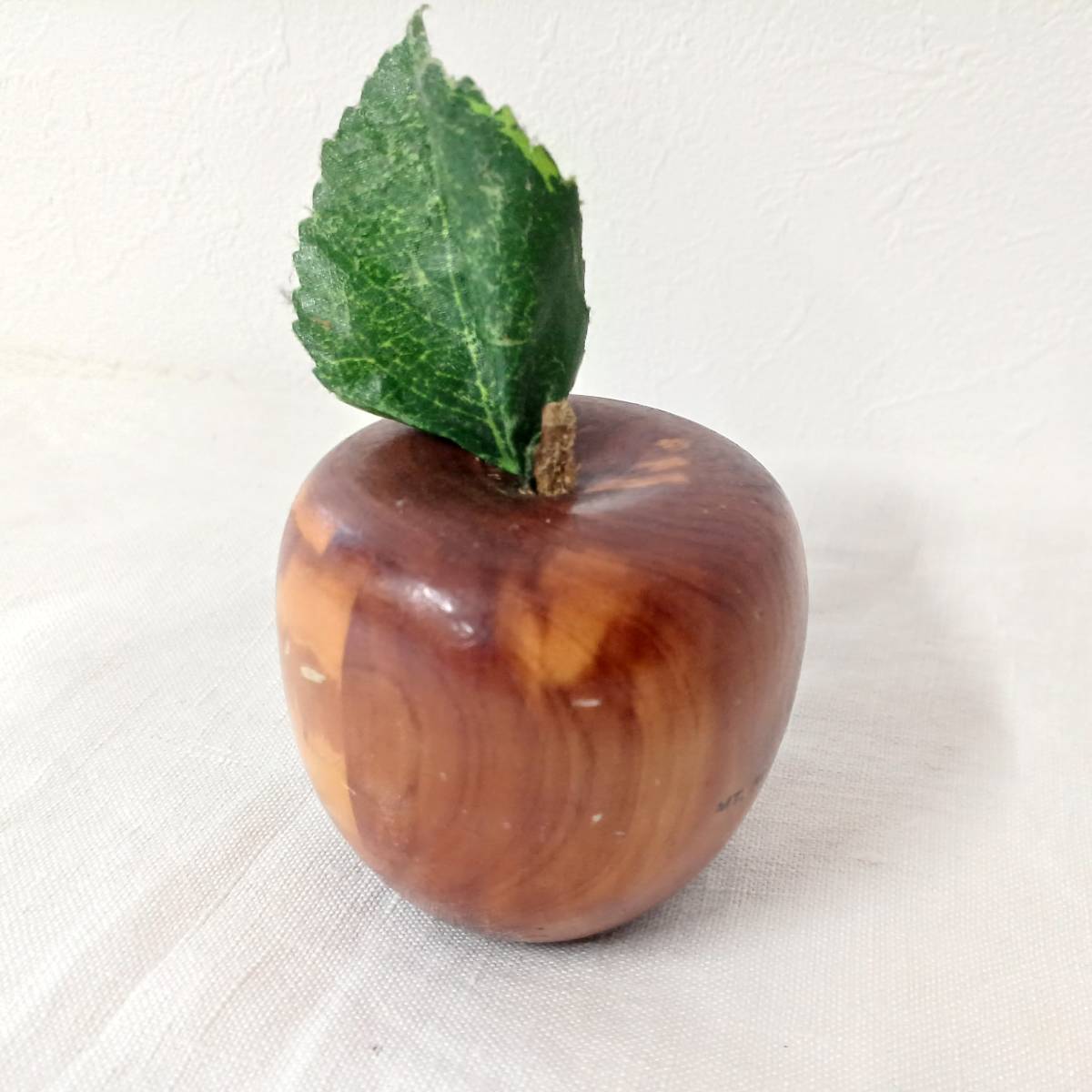 ビンテージ　木製　リンゴ　オブジェ　ウッド　置物　雑貨　アンティーク　221012_画像2