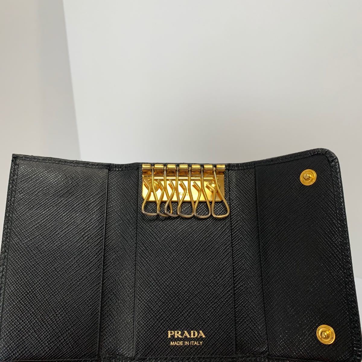 美品 プラダ キーケース 財布 バッグ fkip.unmul.ac.id