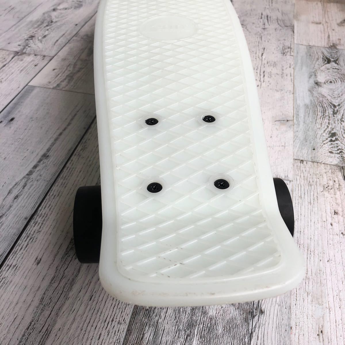 美品】Penny ペニー キャスパー 22インチ 暗闇で光ます 蓄光 美品】Penny ペニー キャスパー 22インチ 暗闇で光ます 蓄光