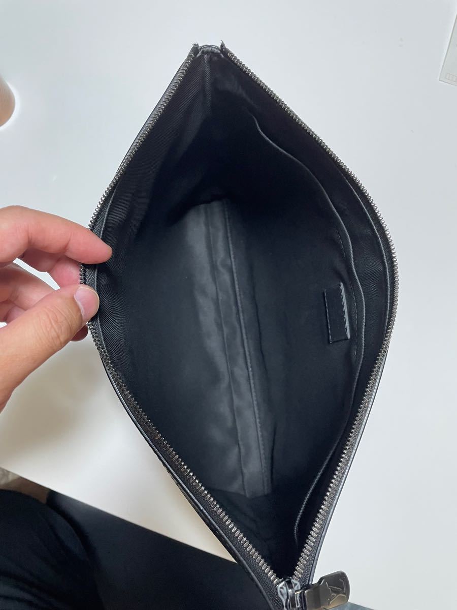 LOUIS VUITTON モノグラム シャドウ ポシェット ディスカバリー
