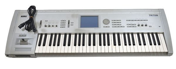 最新入荷 KORG Triton extreme 88鍵 真空管シンセサイザー トライトン