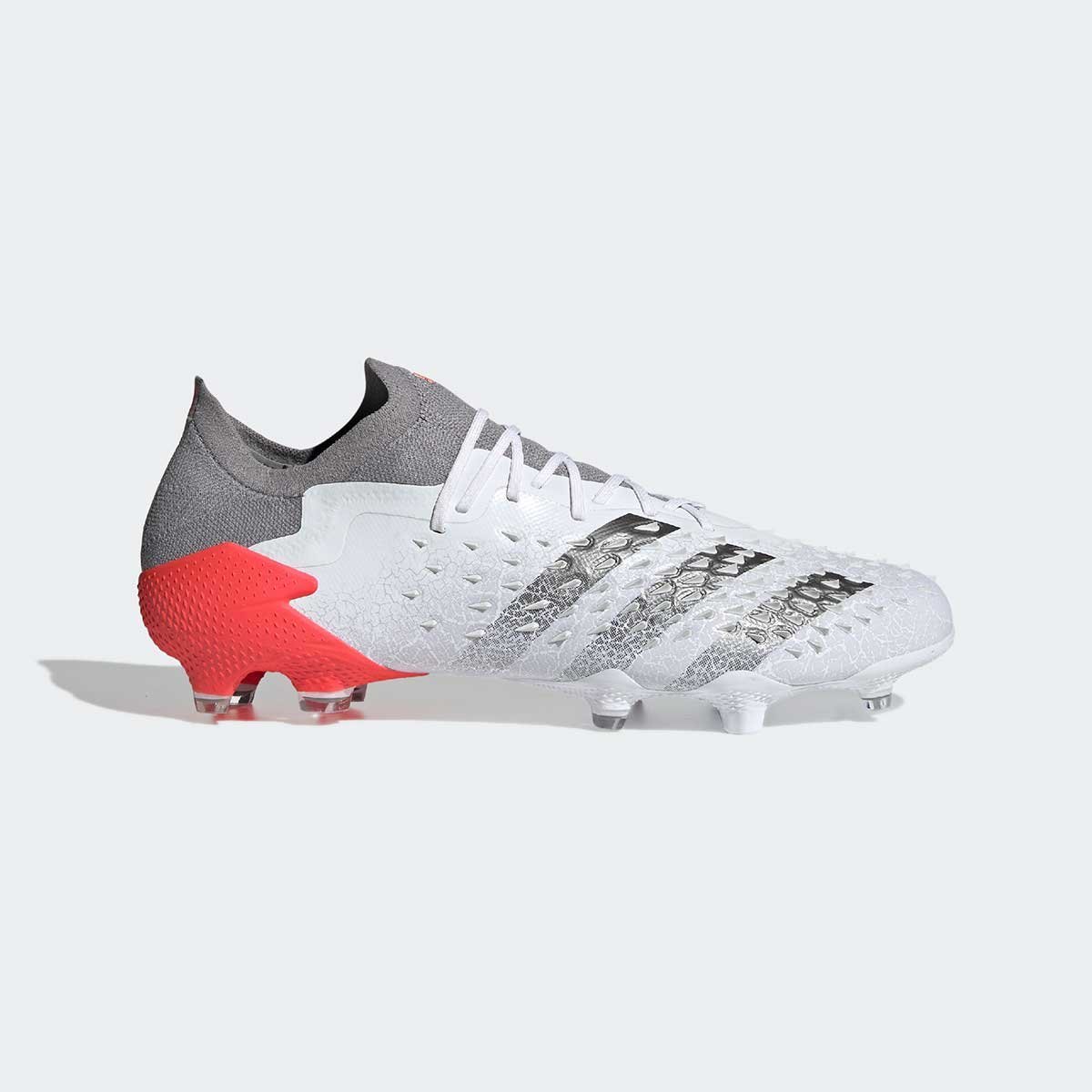 1304091-adidas/プレデター フリーク .1 L FG WHITESPARK サッカー