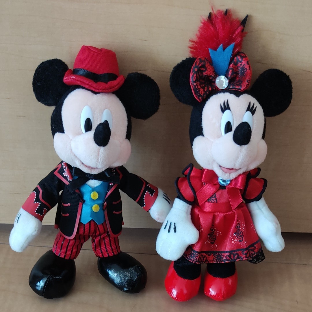 ディズニー ハロウィン ぬいぐるみバッジ ミッキーミニー ディズニー ハロウィン ぬいぐるみバッジ ミッキーミニー