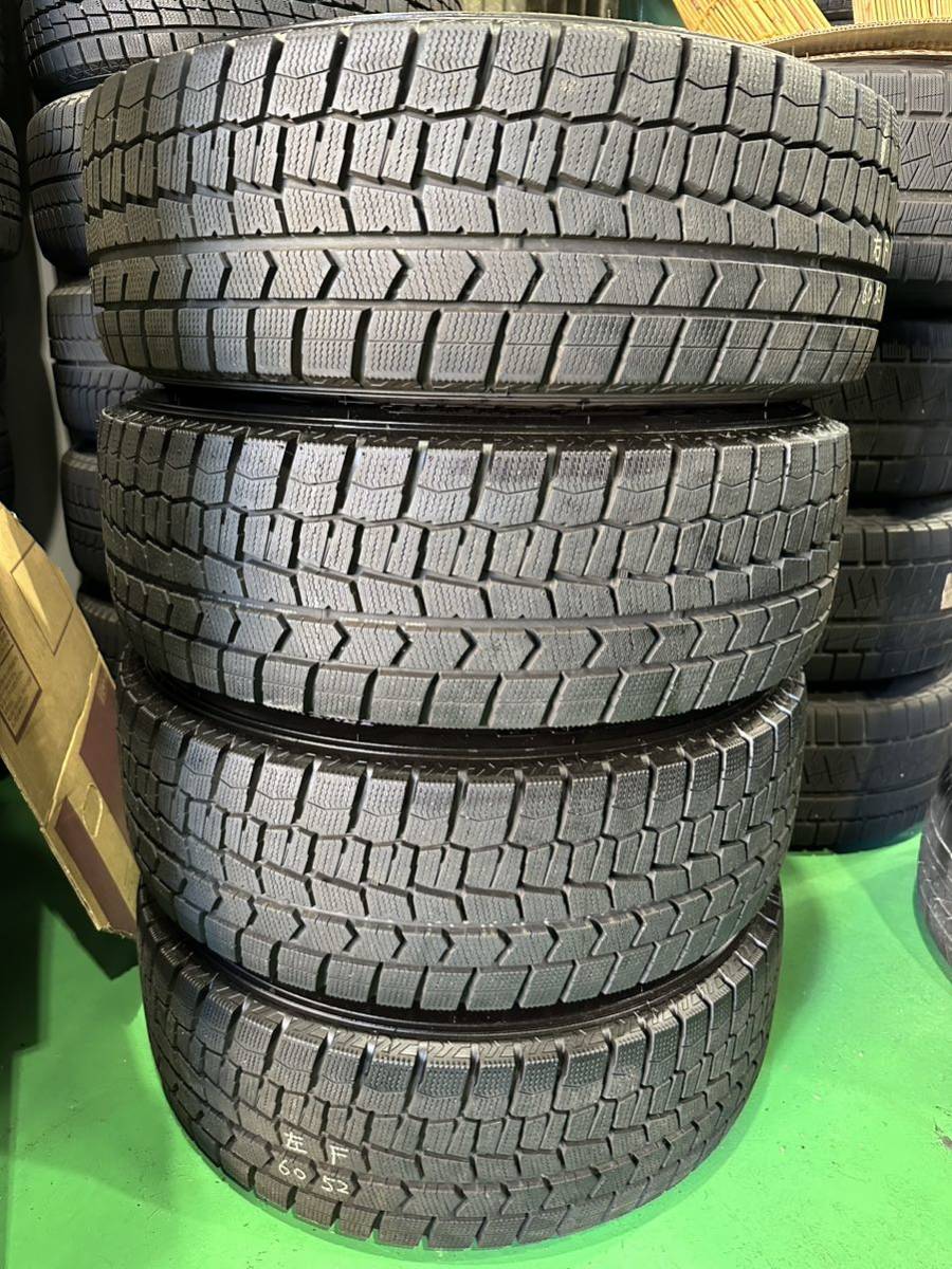 ヴェゼル引取り歓迎スタッドレス4本ダンロップウィンターマックス215