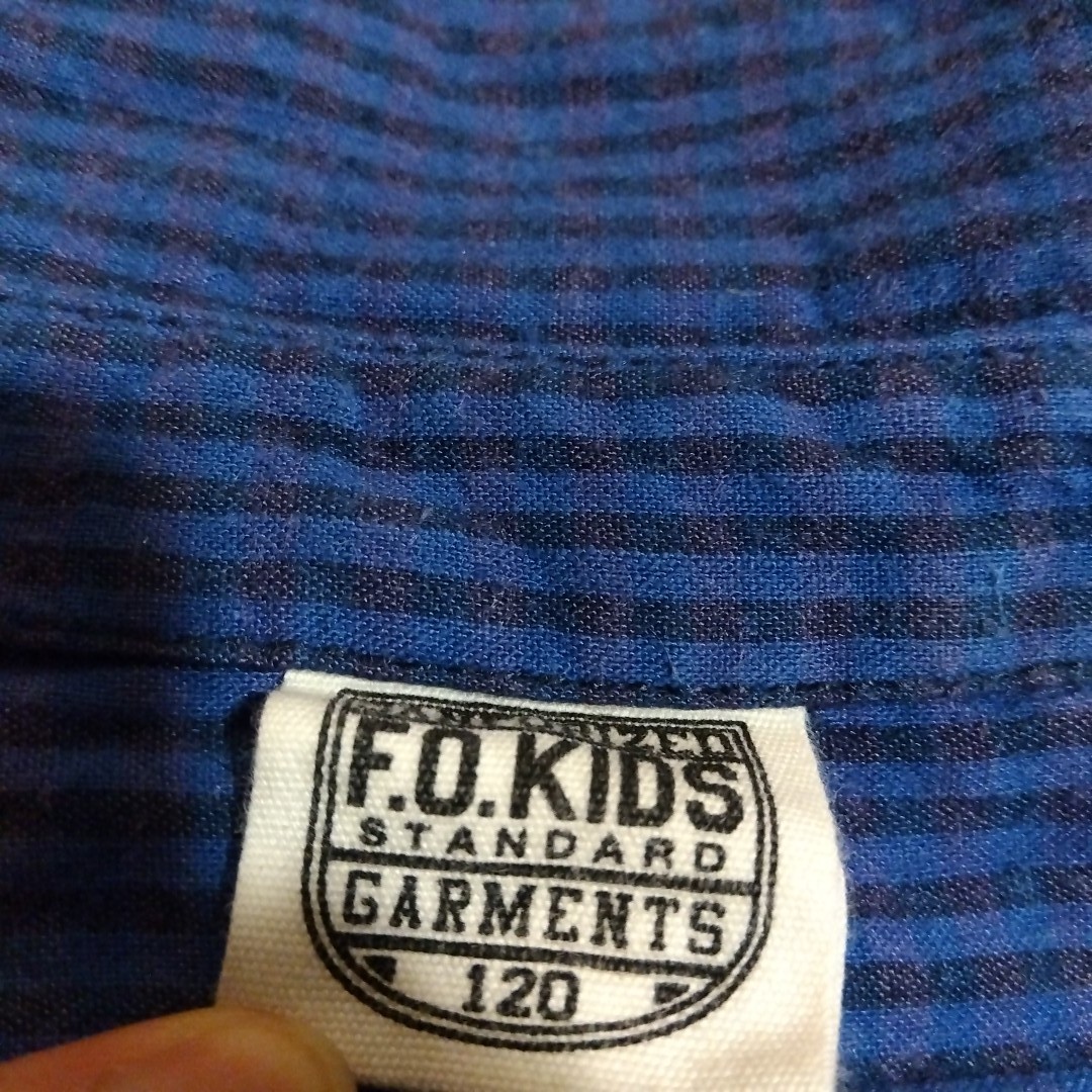 　F.O.KIDS エフオーキッズ　ネイビーチェック　シャツ１２０です　長袖