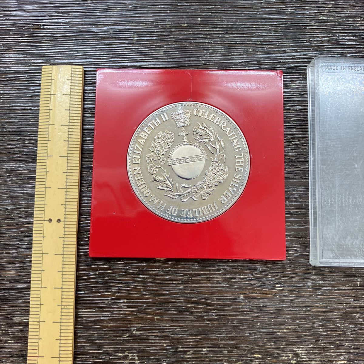 エリザベス2世 SOUVENIR MEDAL SILVER JUBILEE 1952・1977 記念硬貨