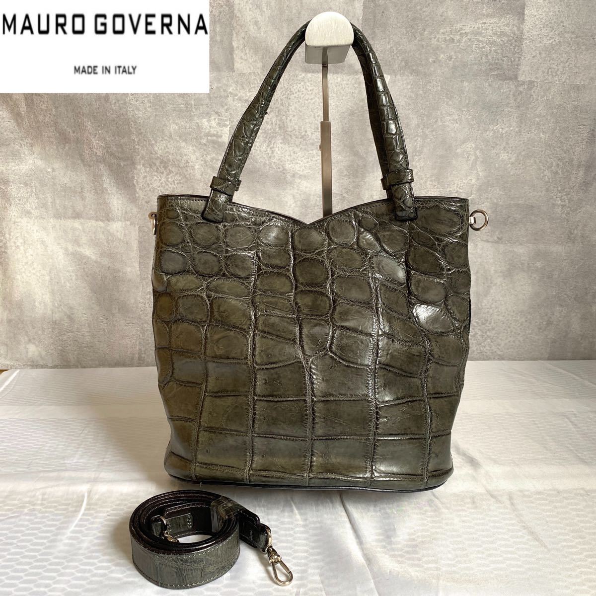 新品未使用です☆ 美品 MAURO GOVERNA マウロゴヴェルナ カーキグレー