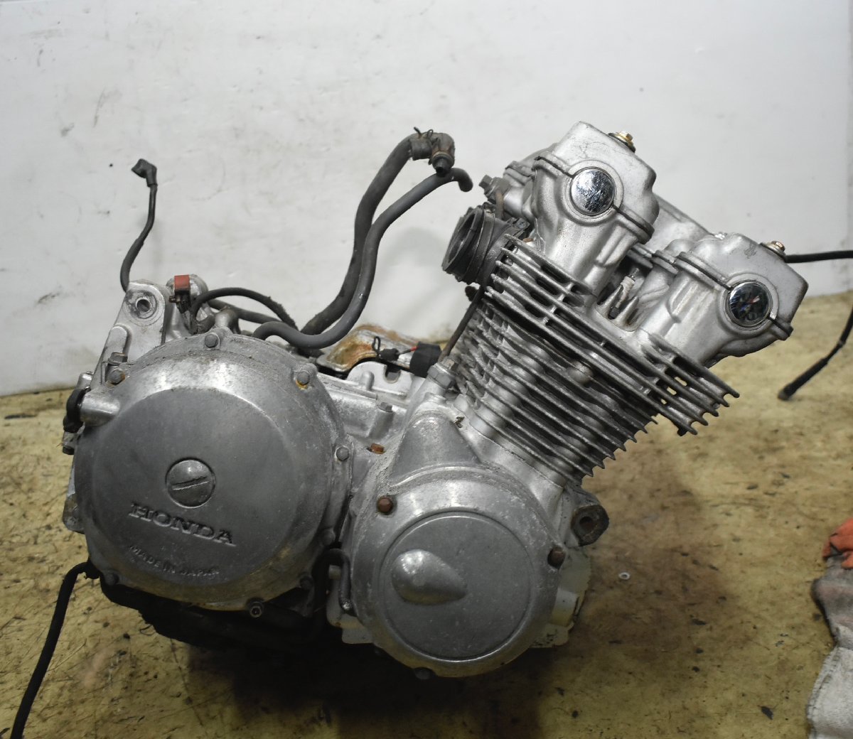 完全送料無料 ホンダ CB750F RC04 クランキング確認済み エンジンBIR