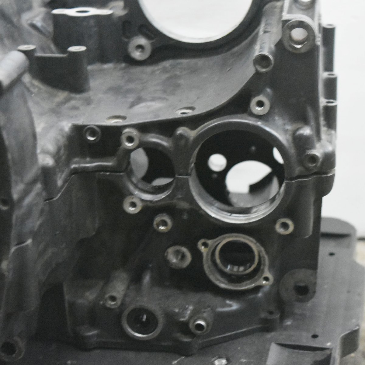 スズキ GSX-R750 R705 クランクケース 腰下 エンジン 【G】parts P-06_画像8