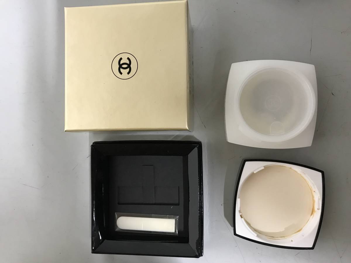 現状品　CHANEL only! シャネルのみ！コスメ　20点　大量　あわせて　まとめて　いろいろ　nails　lipstick　eye shadow　他_画像8