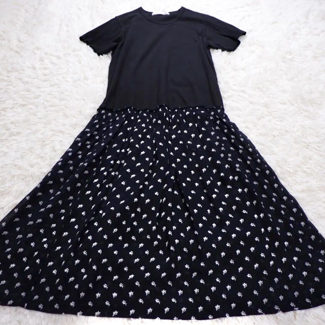 送料込】 コムコム GARCONS des COMME 半袖ロングワンピース