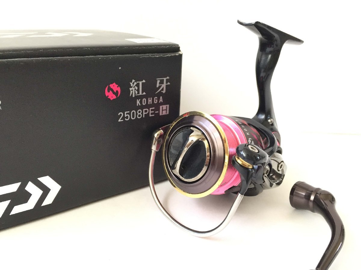 □ DAIWA ダイワ 紅牙 KOHGA 2508PE-H スピニング リール 元箱付き