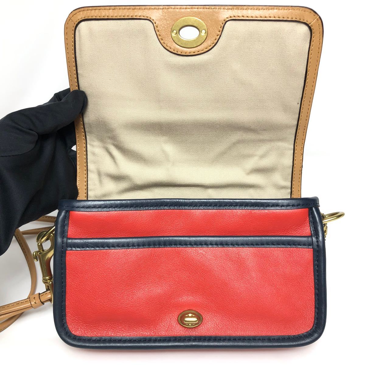 美品】COACH コーチ ショルダーバッグ レザー ターンロック 美品】COACH コーチ ショルダーバッグ レザー ターンロック