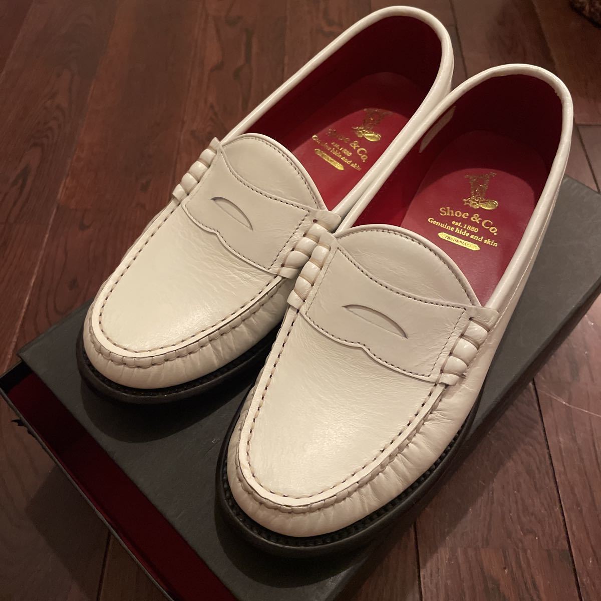 Ｓｈｏｅ＆Ｃｏ　コインローファー　レディース　白　24.5ｃｍ　REGAL フォーマルシューズ リーガル　高級ライン　購入価格４万円 ②_画像1