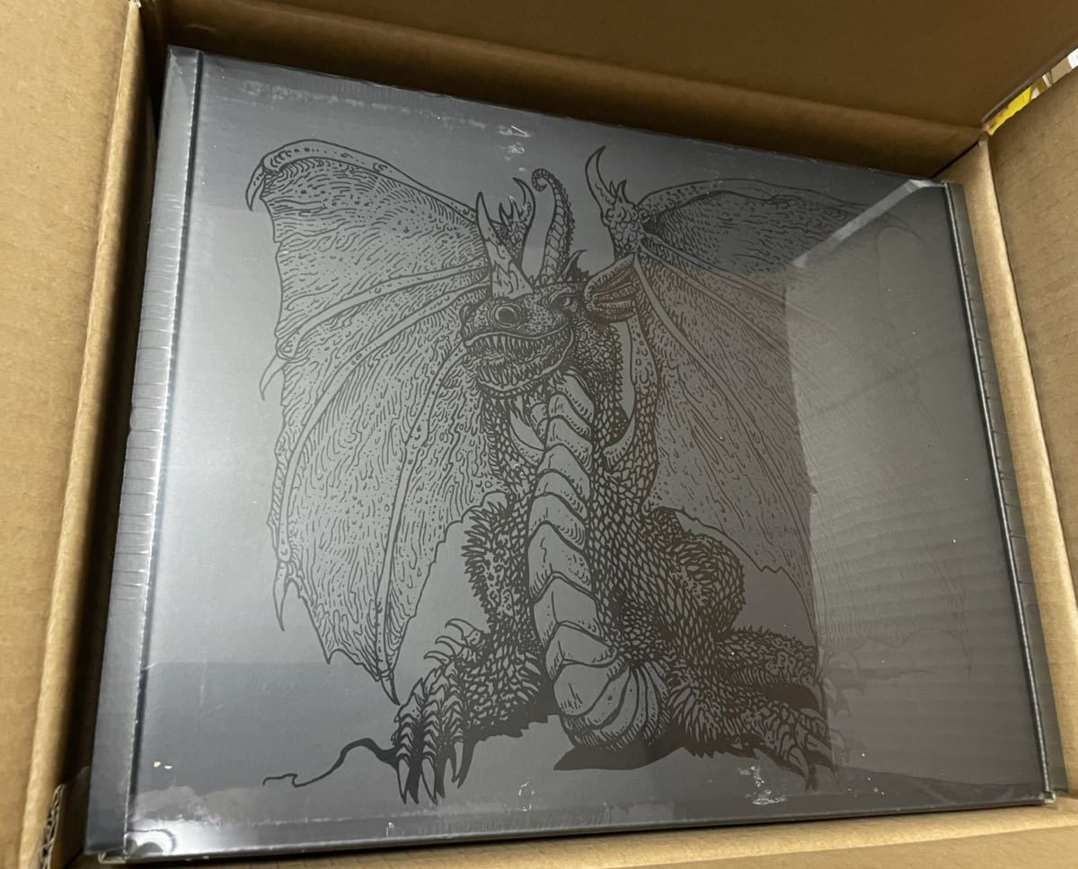 売り切り御免!】【売り切り御免!】Secret Lair Here Be Dragons 新品