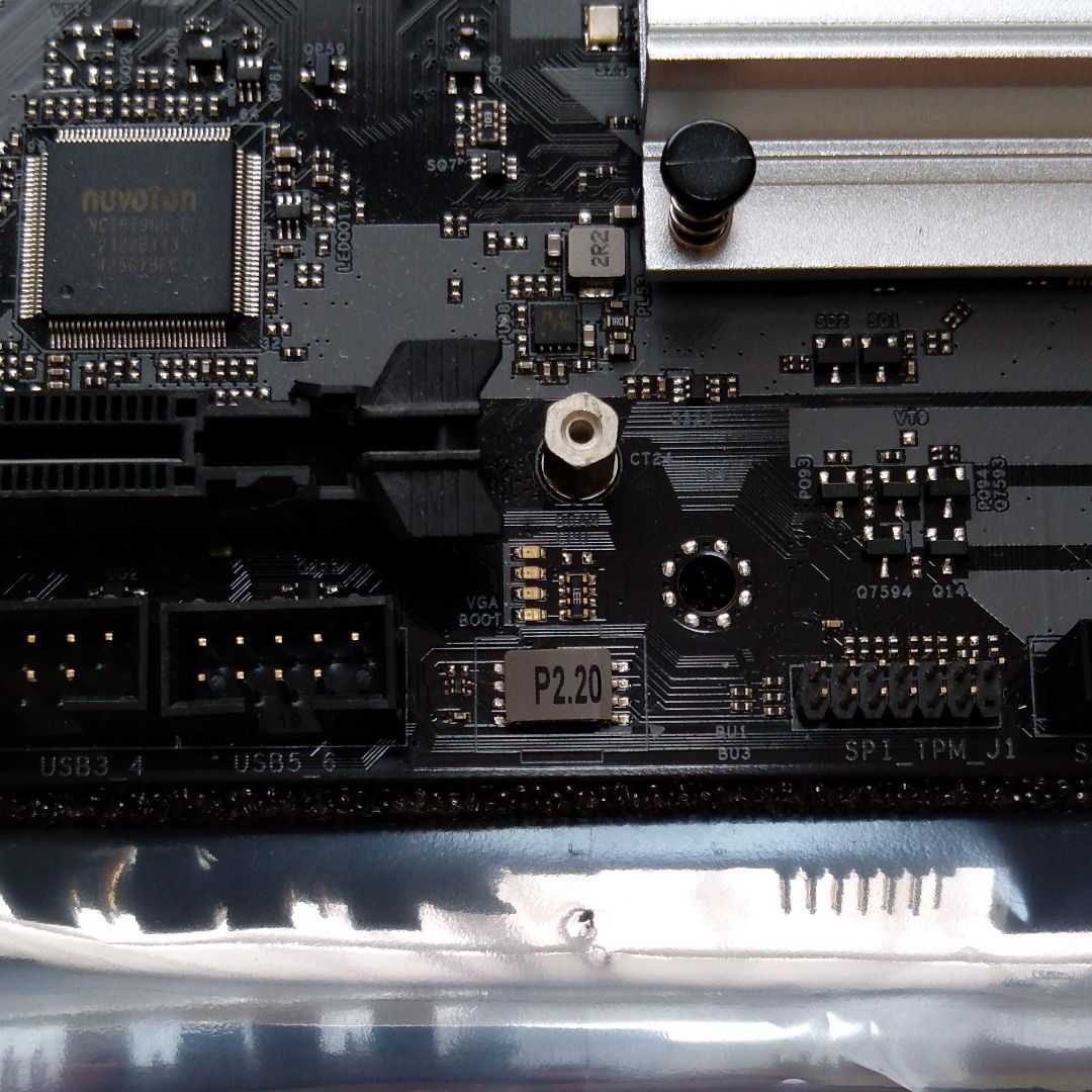 ASRock マザーボード B560 M Pro4 Intel 11世代 ・ 10世代 CPU ASRock マザーボード B560 M Pro4 Intel 11世代 ・ 10世代 CPU