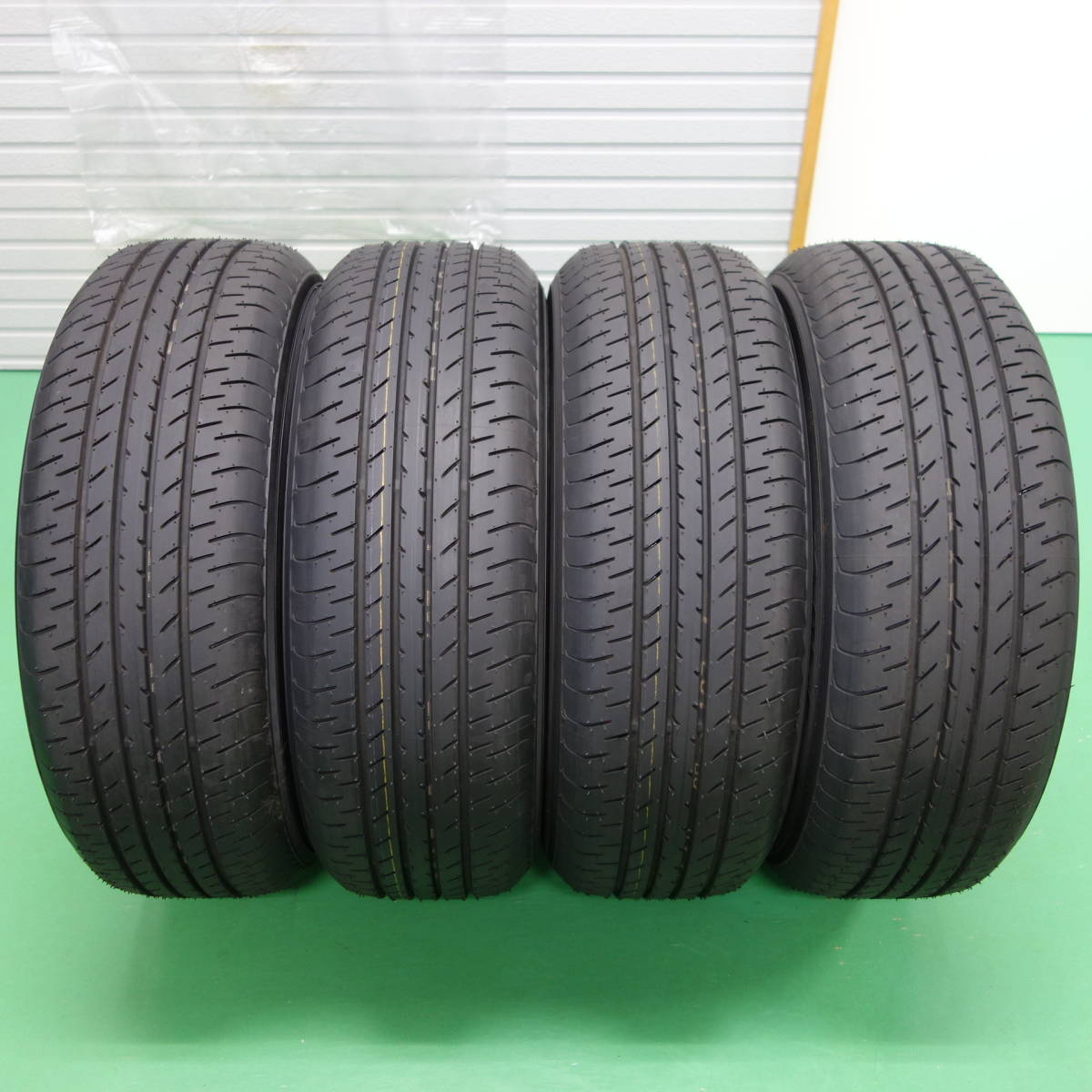 ☆新車外し ヨコハマ BluEarth 225/60R17・アルファード / ヴェル