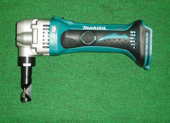 マキタ JN161DZ 18V-1.6mm充電式ニブラ 切断応力 軟鋼板:1.6mm