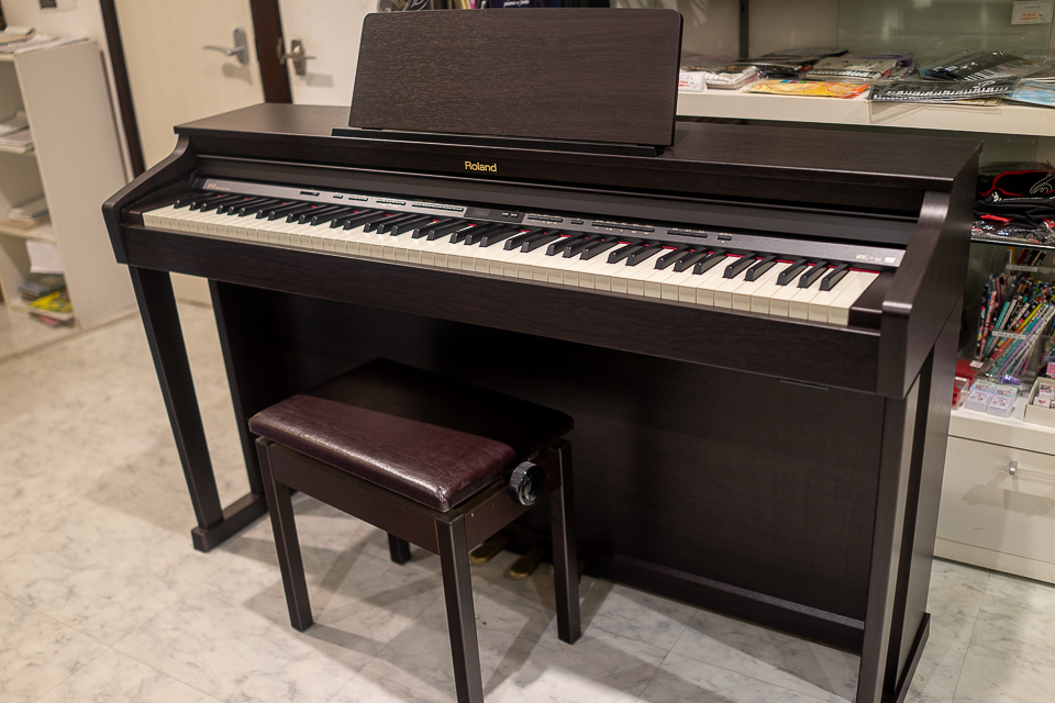 新作ウエア Roland 電子ピアノ HP508-RW
