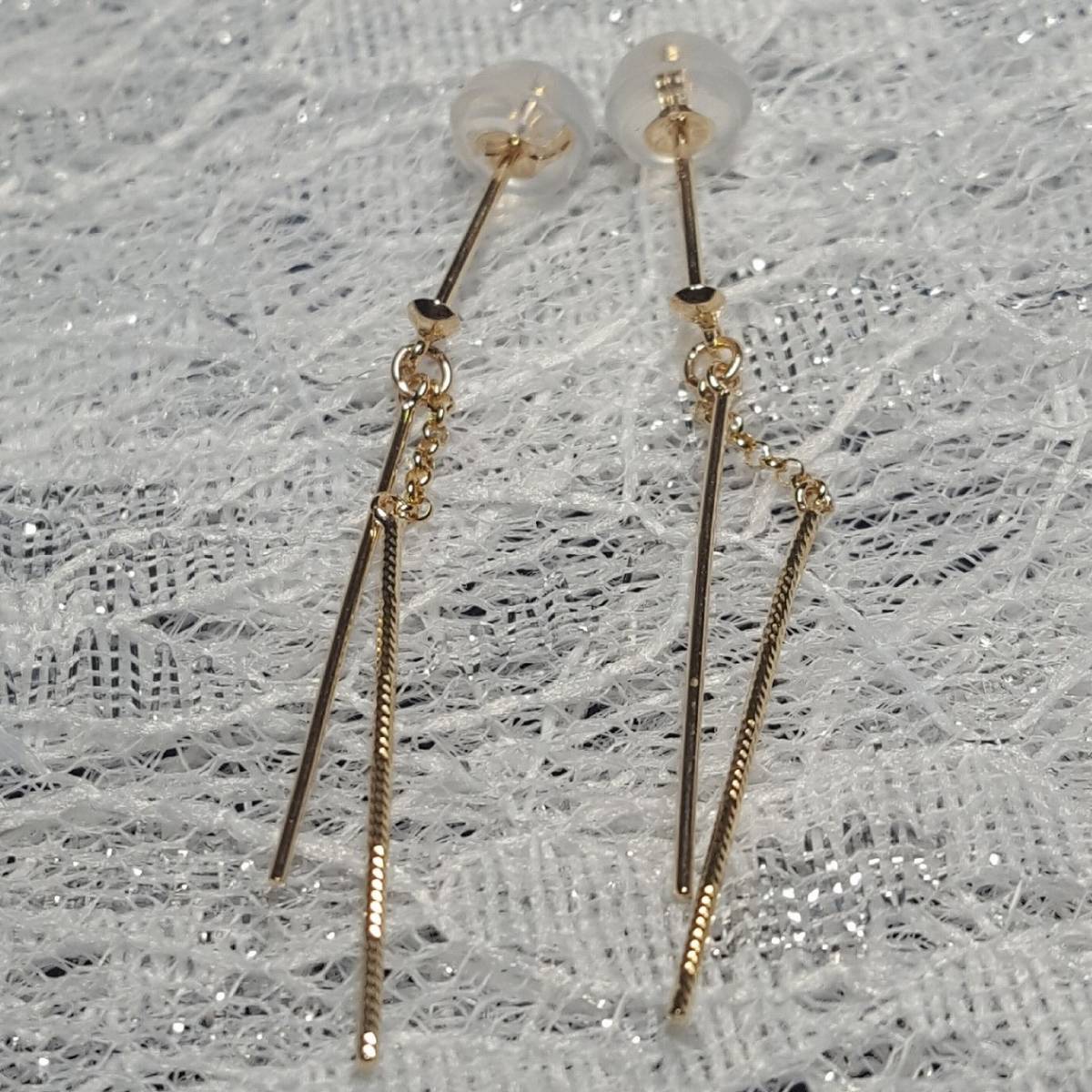 [ new goods ]10 gold /k10/ yellow gold / long post / swaying earrings 