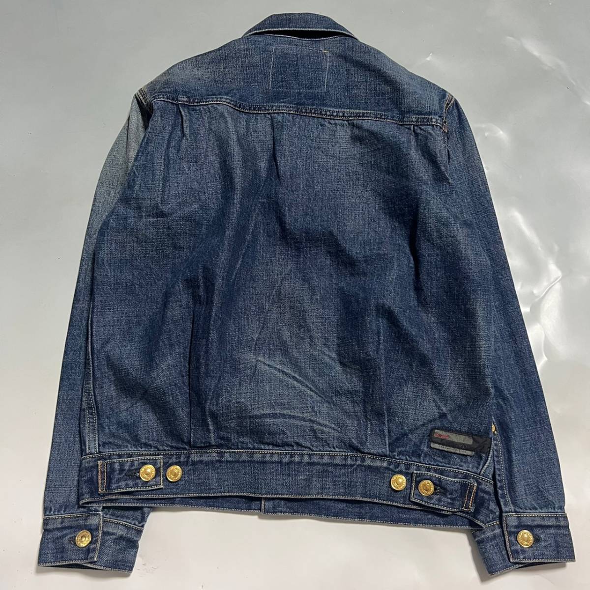 未使用品 LEVIS FENOM 2nd DENIM JACKET リーバイス フェノム USED加工 デニムジャケット Mの画像2