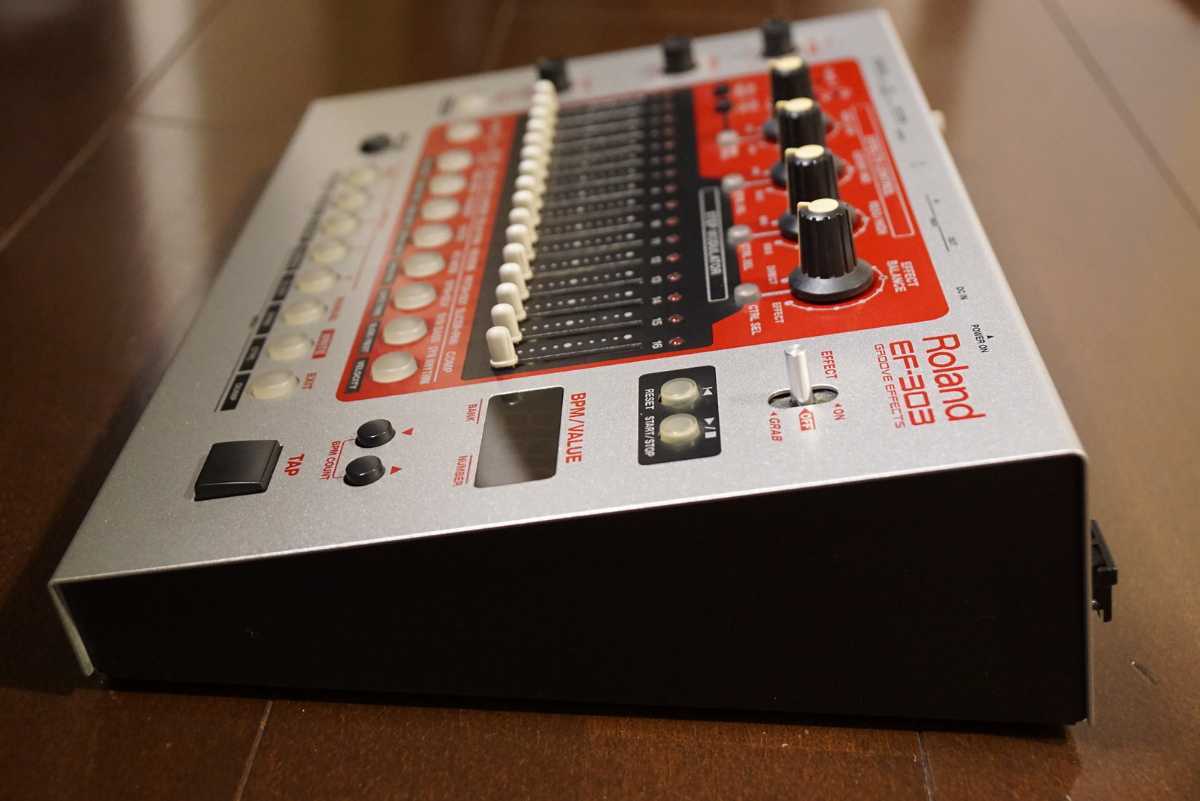 Roland ローランド EF-303☆DJエフェクター Groove Effects