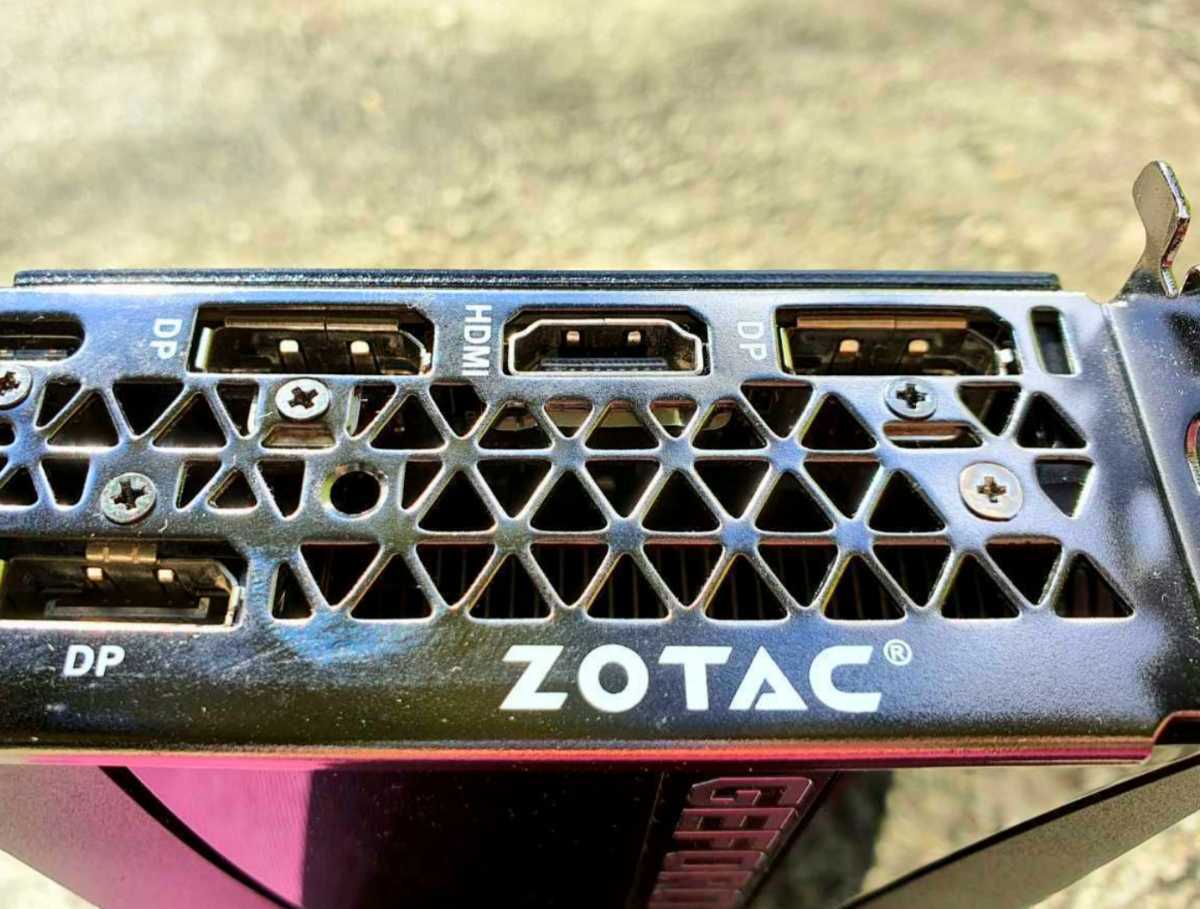 グラフィックボード ZOTAC GeForce RTX2080 Ti 11GB 美品_画像4