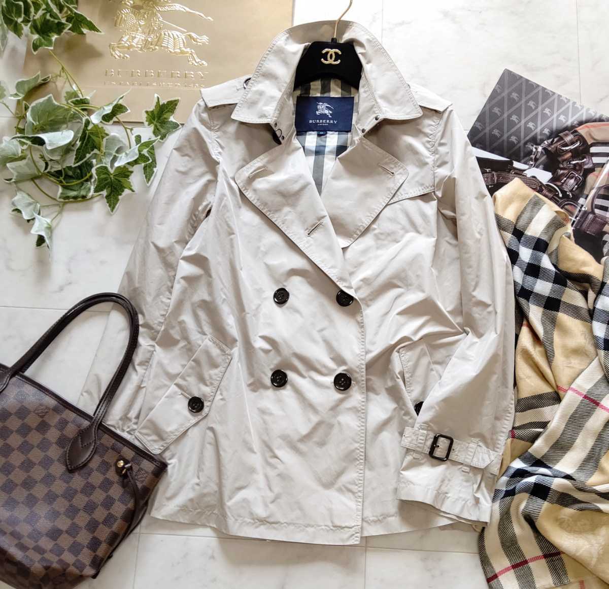 大きいサイズ 美品 BURBERRY バーバリーロンドン トレンチコート ショートコート ノバチェック 羽織り 通勤 ビジネス 40 L~